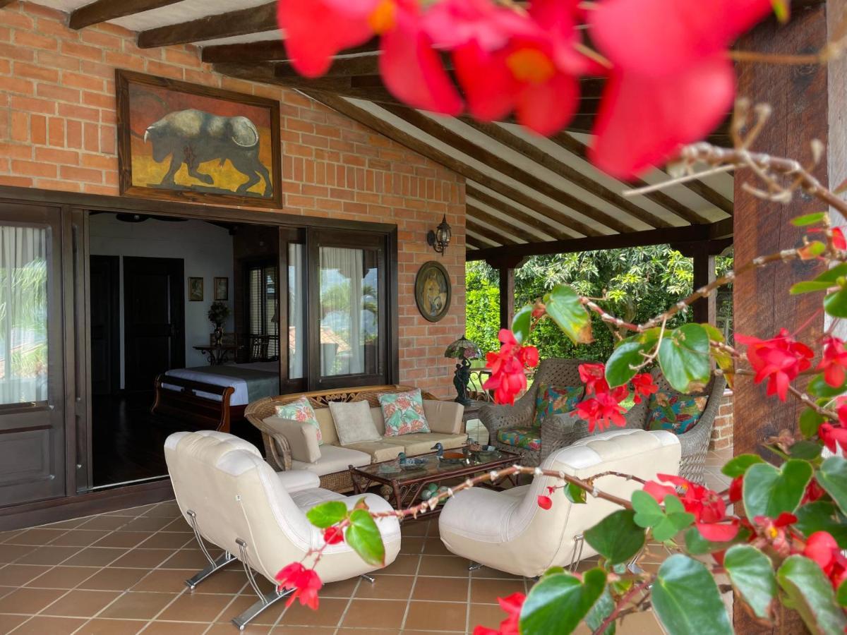 Finca Hotel Villa Camila Копакабана Экстерьер фото