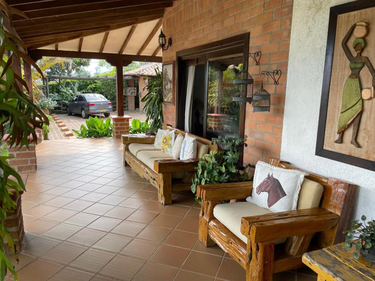 Finca Hotel Villa Camila Копакабана Экстерьер фото
