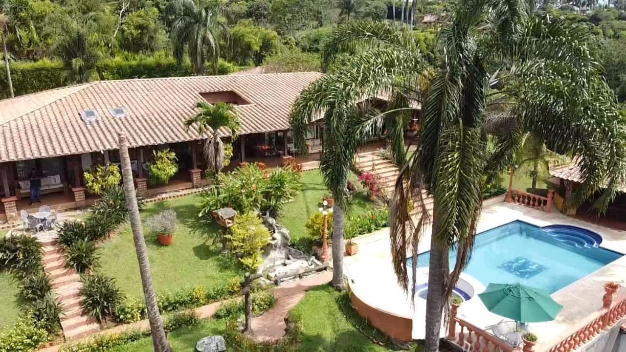 Finca Hotel Villa Camila Копакабана Экстерьер фото